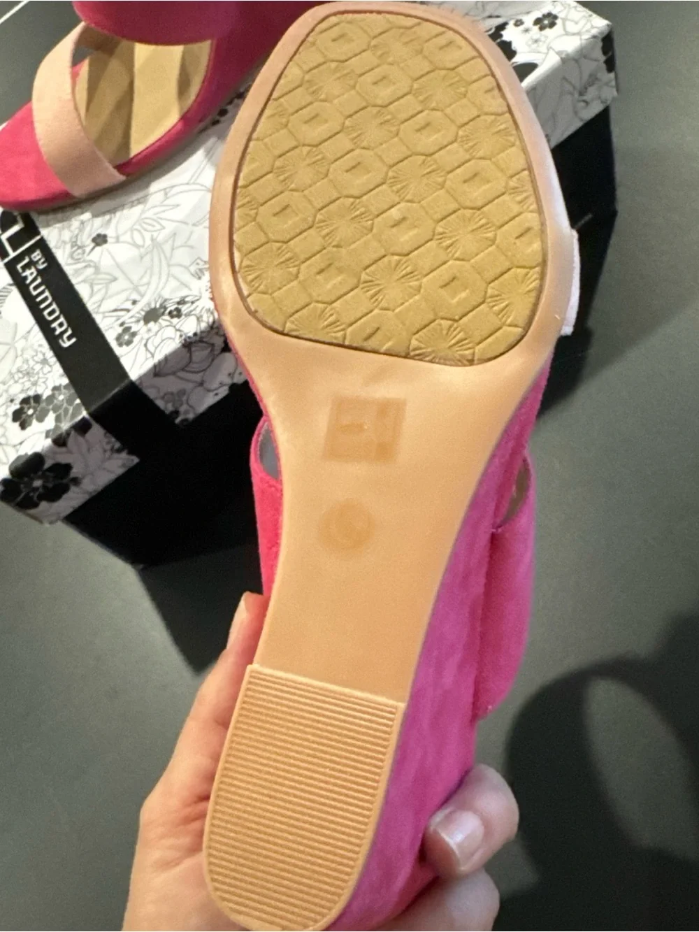 Five Star suede wedge